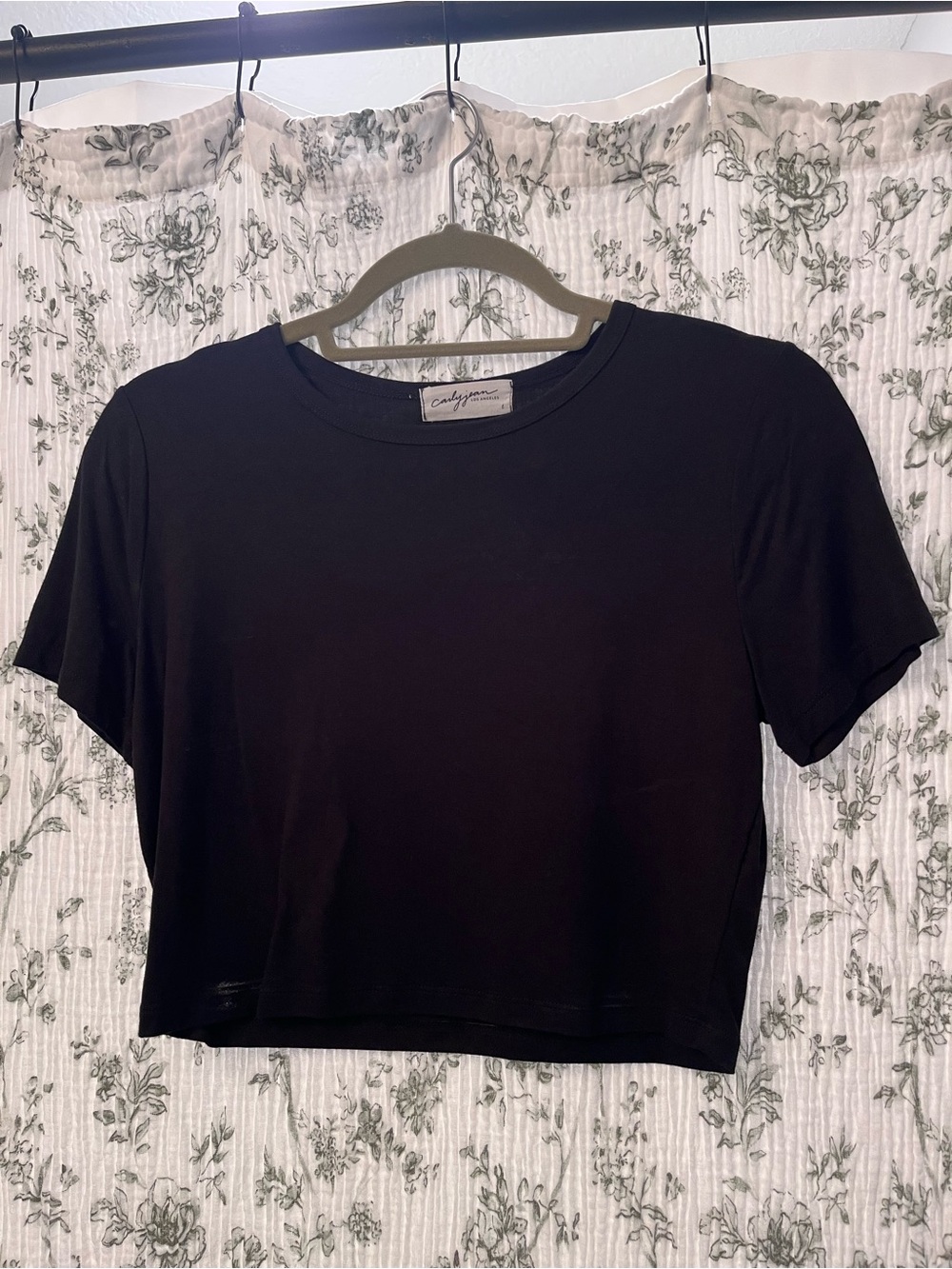 Carly Jean Los Angeles Marley top Black Cropped Crew Tee